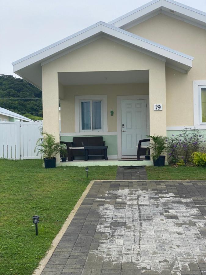 Apartamento Natalia'S Sweet Oasis Lucea Exterior foto